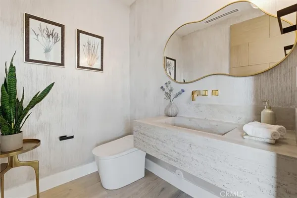 $6,299,000 | 1806 6th Street, Manhattan Beach, CA 90266