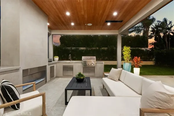 $6,299,000 | 1806 6th Street, Manhattan Beach, CA 90266