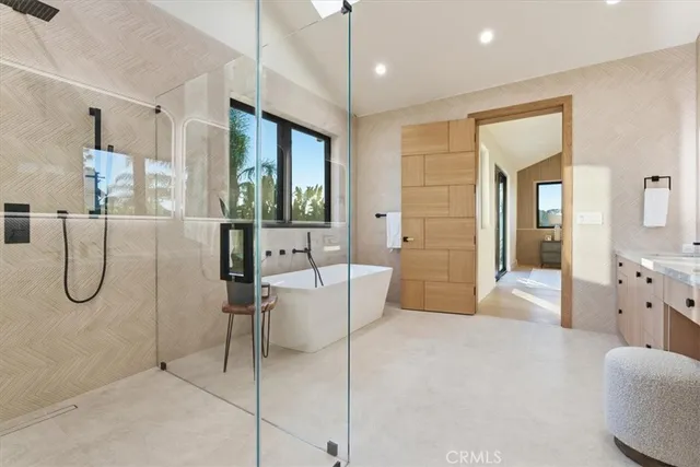 $6,350,000 | 1806 6th Street, Manhattan Beach, CA 90266