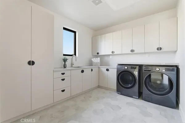 $6,299,000 | 1806 6th Street, Manhattan Beach, CA 90266