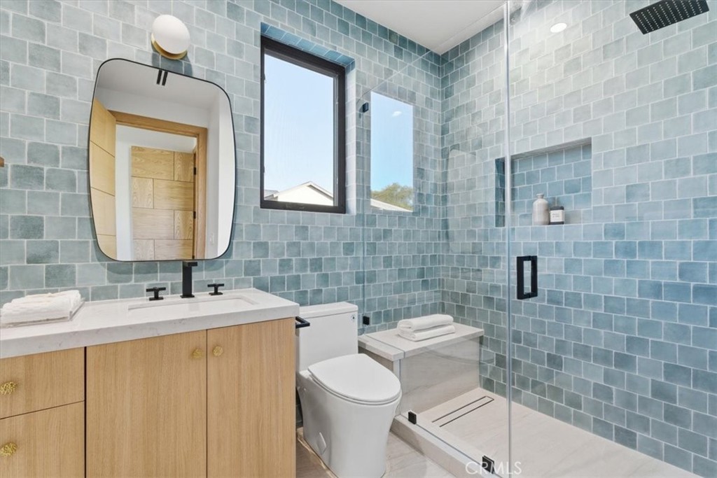 1806 6th Street Manhattan Beach, CA 90266 - Photo 66 of 75