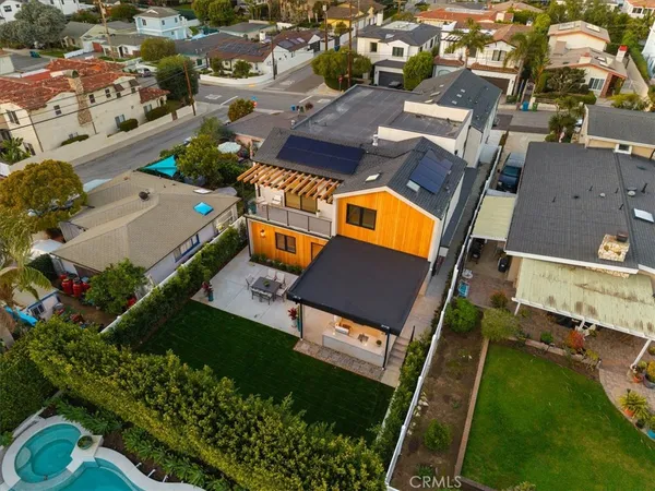 $6,299,000 | 1806 6th Street, Manhattan Beach, CA 90266