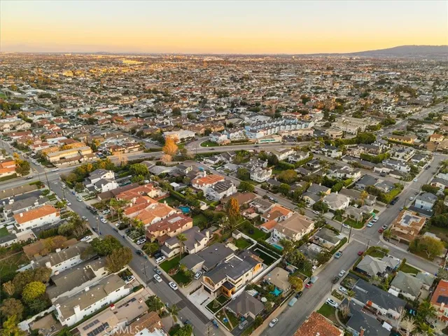$6,350,000 | 1806 6th Street, Manhattan Beach, CA 90266