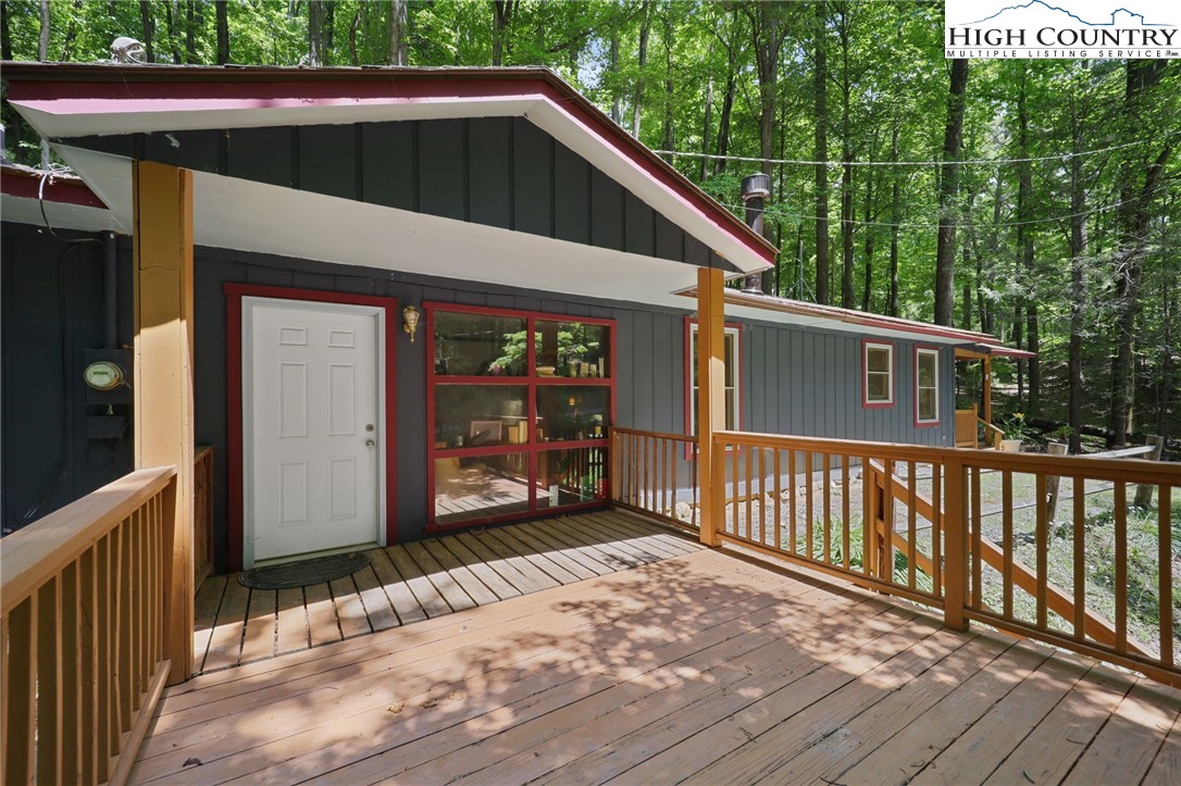272 Horseshoe Ridge Road East Deep Gap, NC 28618 - Photo 3 of 49 Gallery Image 3