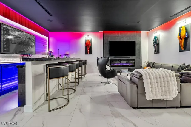 $5,750,000 | 3266 South Spg Mountain Boulevard, Pahrump, NV 89048