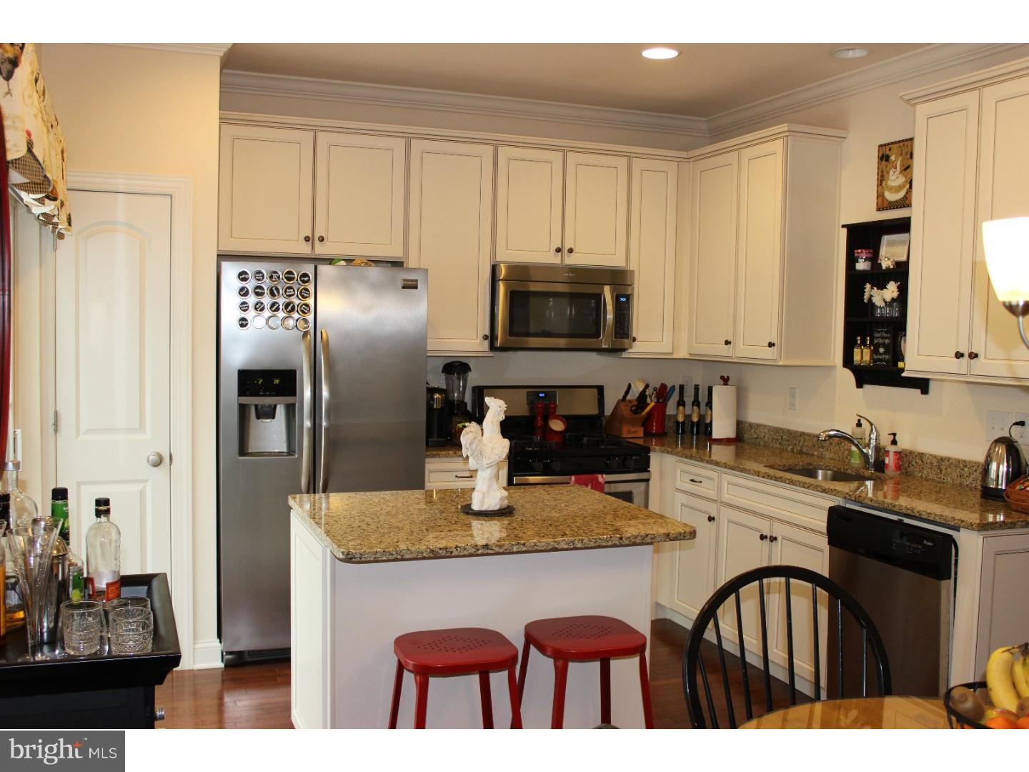 4001 Cephas Child Road, Unit 14 Doylestown, PA 18902 - Photo 5 of 7 Kitchen