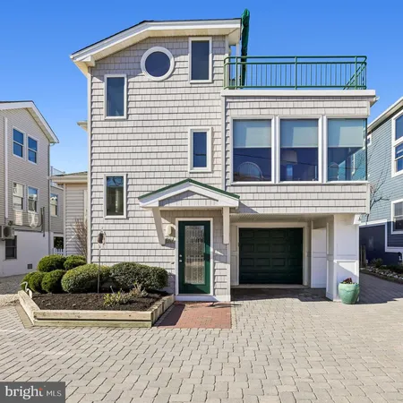 $1,999,999 | 42 West Cape Cod Lane, Long Beach Township, NJ 08008