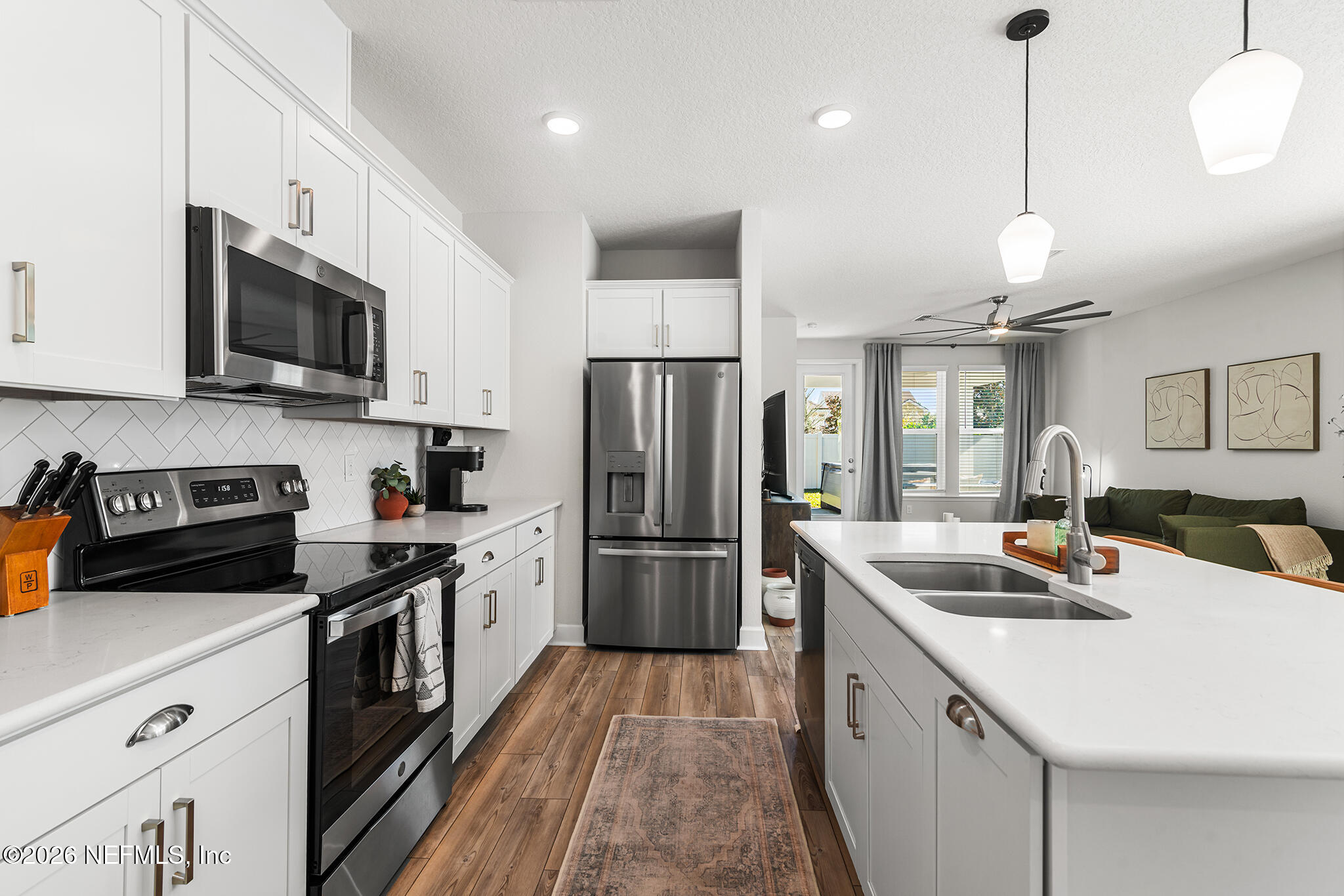 9789 Intellect Trail Jacksonville, FL 32256 - Photo 11 of 35 Spacious Walk Through Kitchen