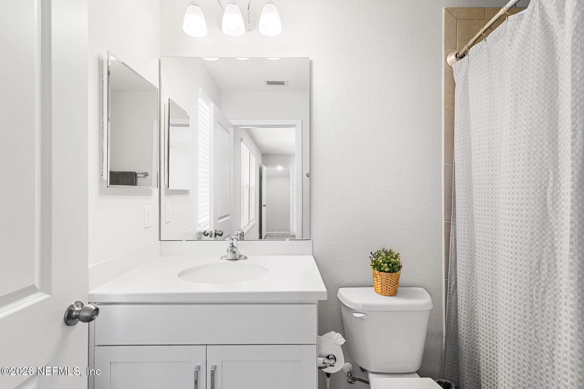 9789 Intellect Trail Jacksonville, FL 32256 - Photo 27 of 35 Third Bath attached to Fourth Bedroom