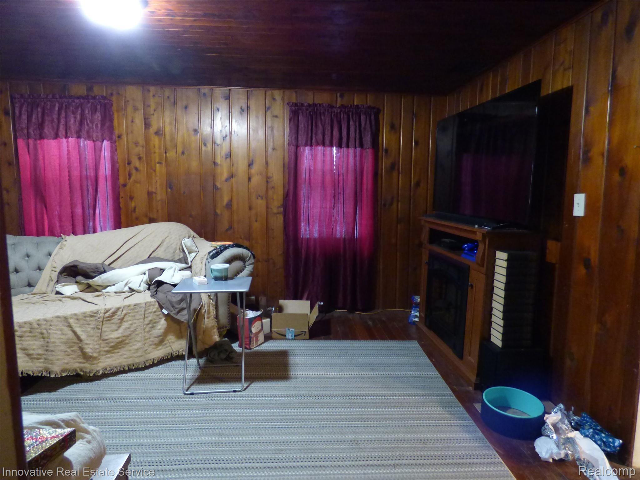 4590 Crawford Road Dryden, MI 48428 - Photo 9 of 34 P1020080.JPG