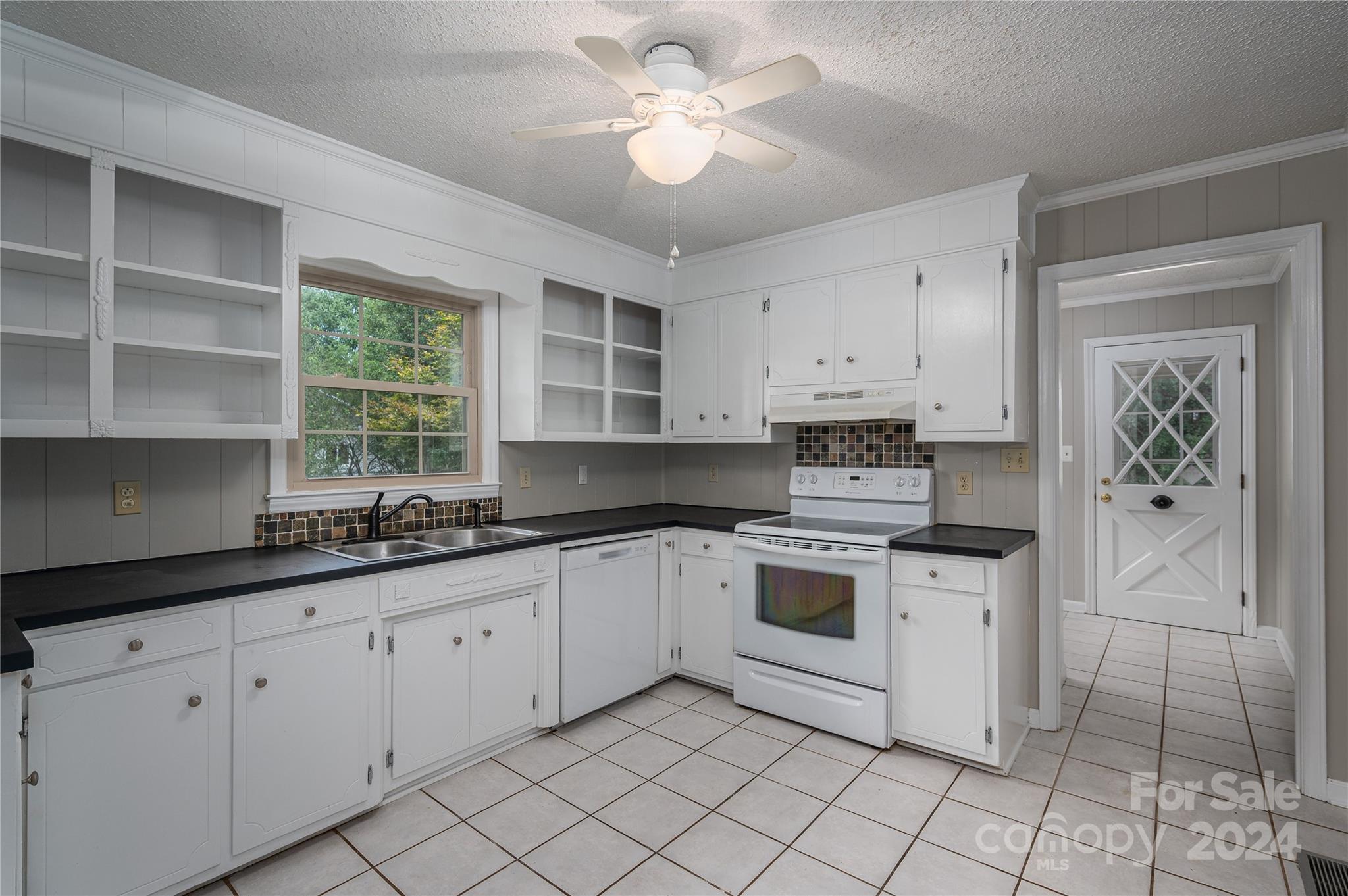 7801 Hagers Ferry Road Denver, NC 28037 - Photo 17 of 37 Gallery Image 17
