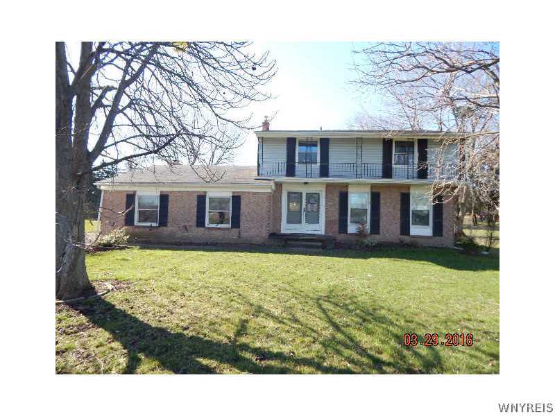 1006 Ransom Road Grand Island, NY 14072 - Photo 1 of 1 Exterior Front.