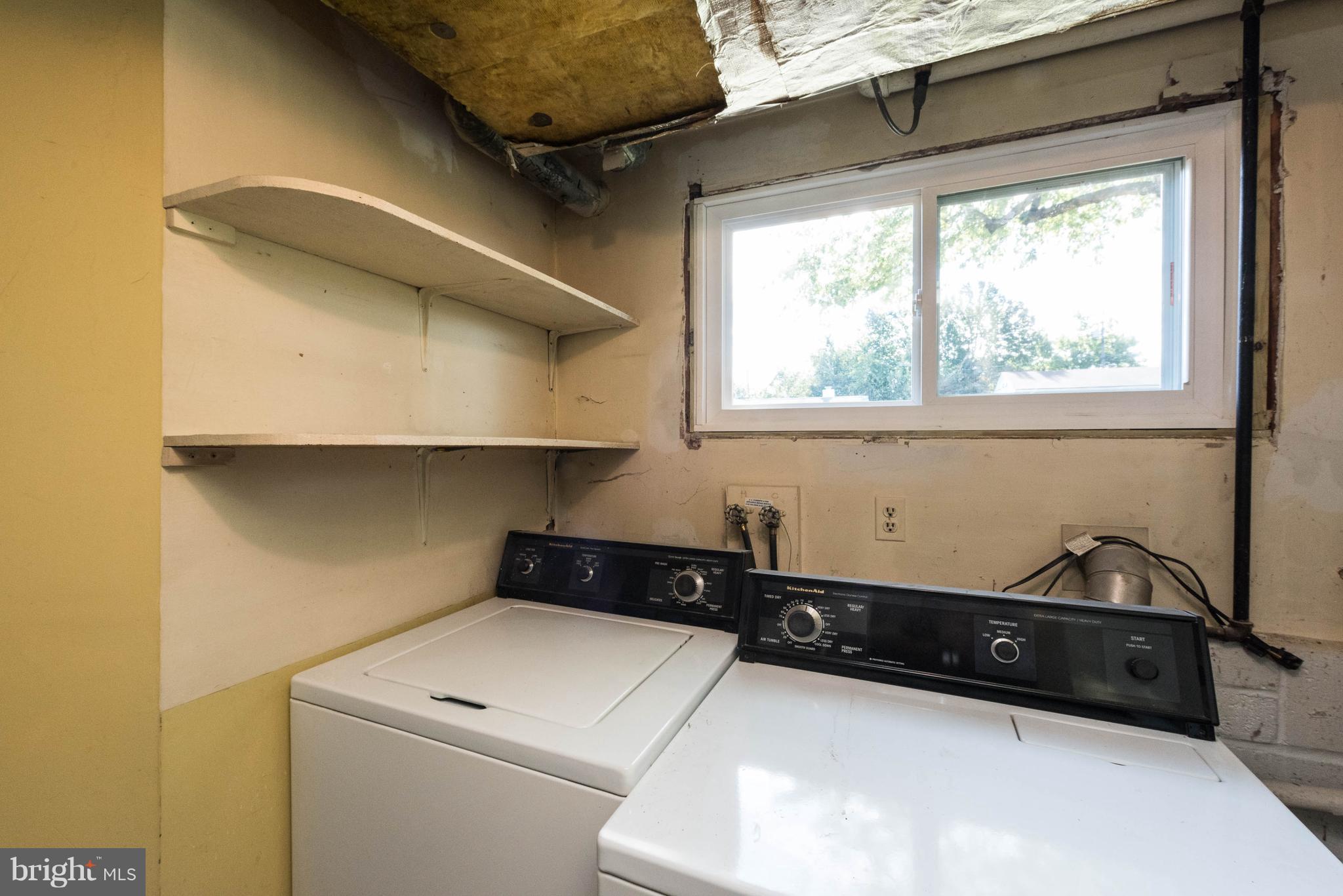 1012 Collwood Road Baltimore, MD 21228 - Photo 22 of 28 Laundry Room