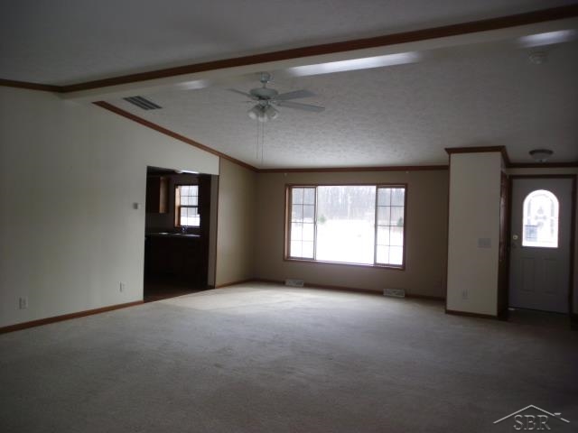 848 West Stewart Road Midland, MI 48640 - Photo 20 of 25 31230926-19.JPG