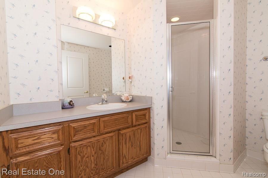 3628 Aynsley Drive Rochester, MI 48306 - Photo 28 of 32 _OL_4163_Aynsley_W032.jpg