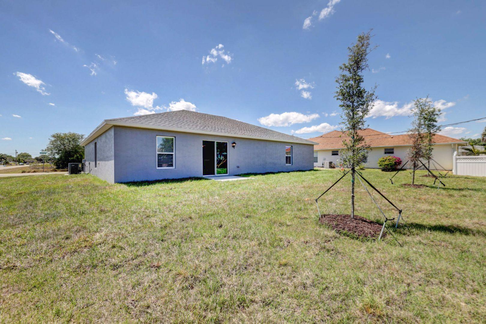 537 Southwest Aster Road Port St. Lucie, FL 34953 - Photo 39 of 55 39_3j0a5029_30_31_32_33