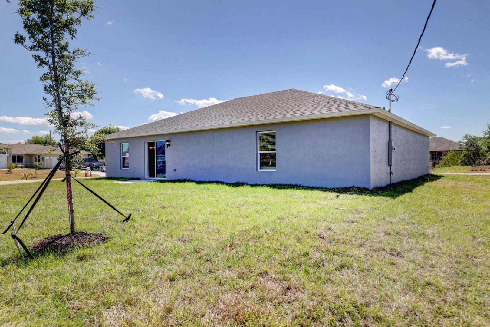 537 Southwest Aster Road Port St. Lucie, FL 34953 - Photo 41 of 55 41_3j0a5039_40_41_42_43
