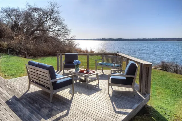 $3,250,000 | 6 June Way, Little Compton, RI 02837