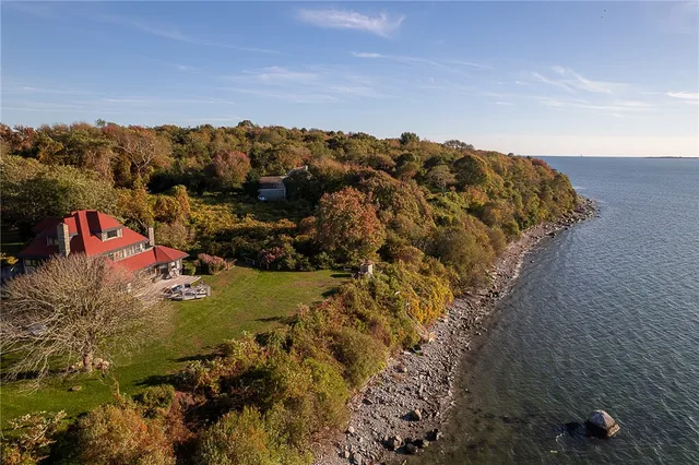 $3,250,000 | 6 June Way, Little Compton, RI 02837