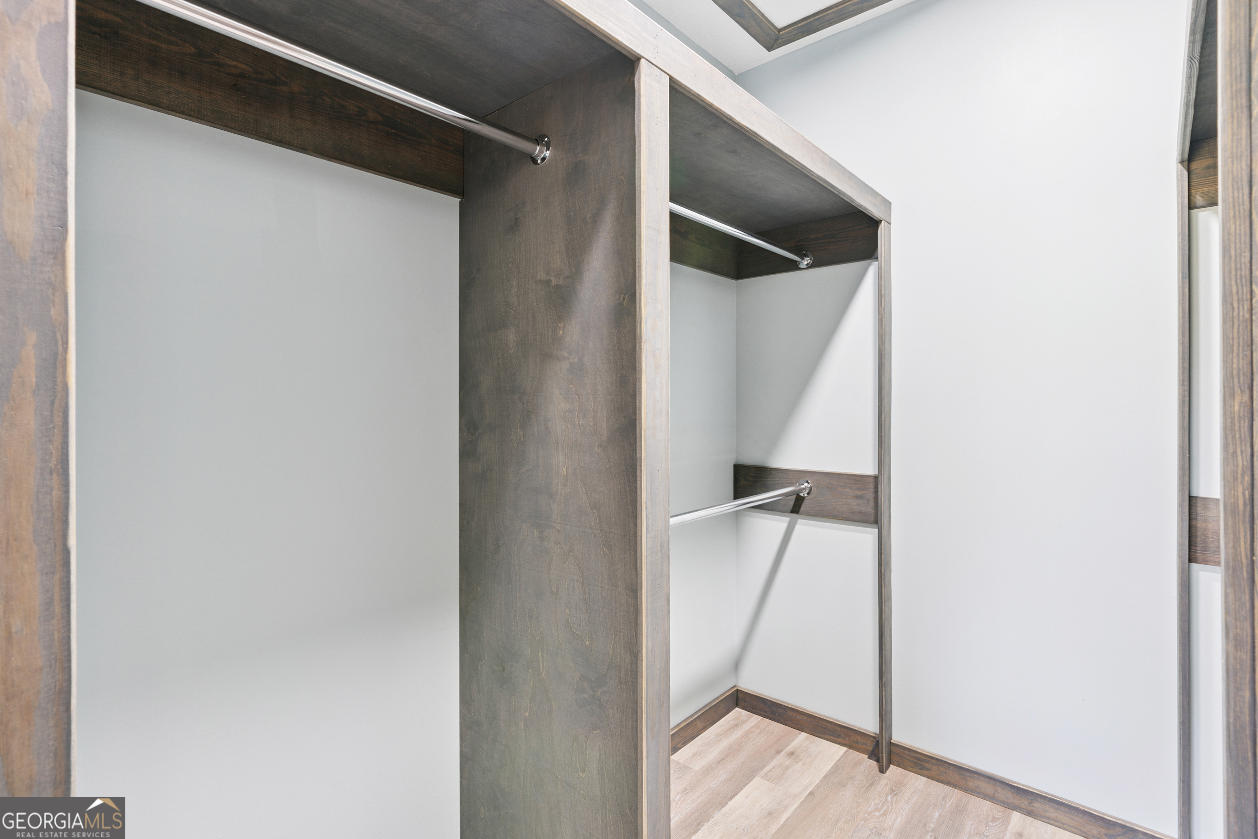 29 Chisholm Street Nahunta, GA 31553 - Photo 22 of 49 a view of walk in closet