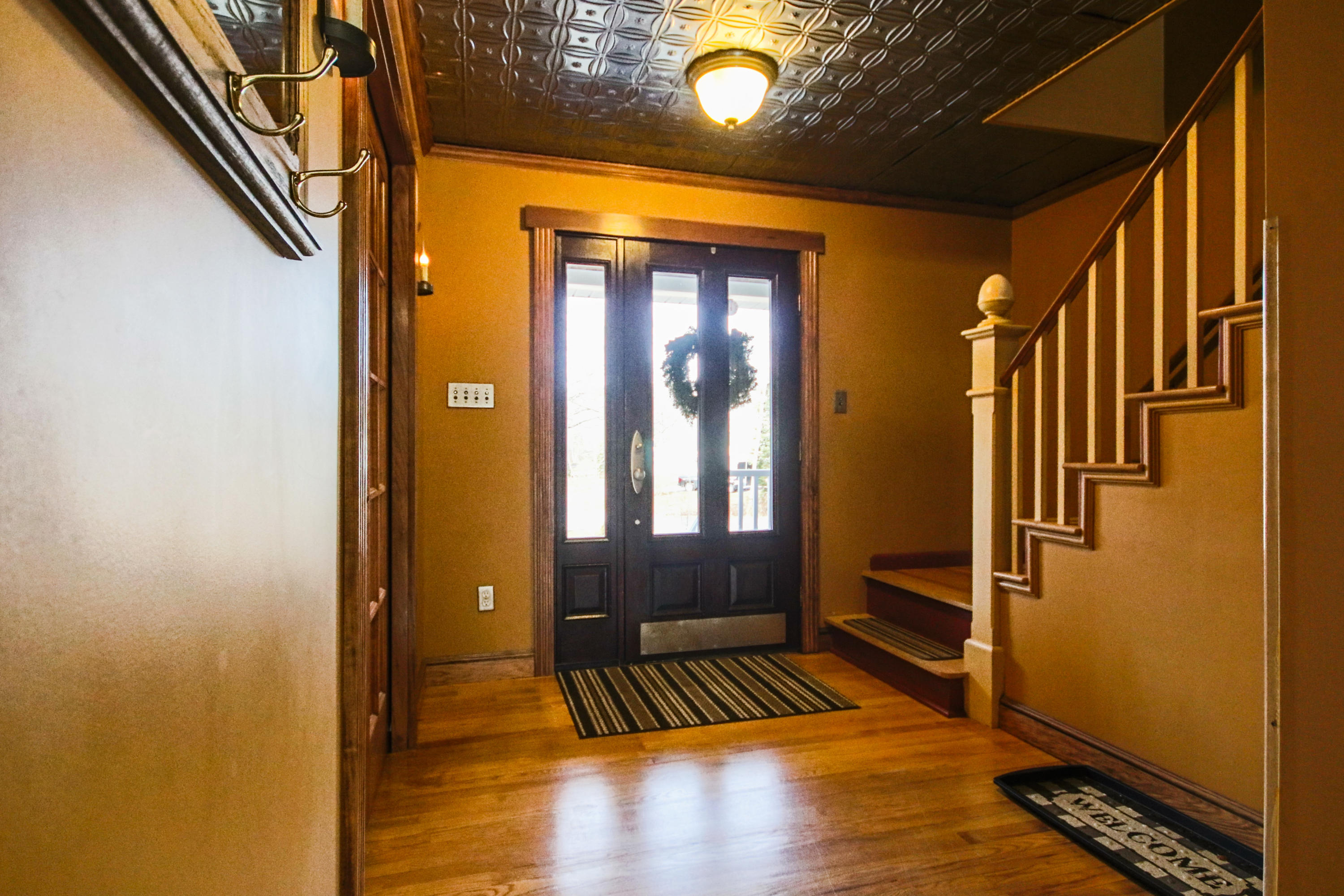 75 Green Ridge Drive Buxton, ME 04093 - Photo 6 of 49 75 Green Ridge Dr Buxton - 5Entry