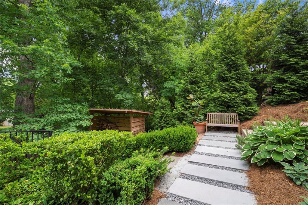 6321 Hunting Creek Road Northeast Sandy Springs, GA 30328 - Photo 63 of 70