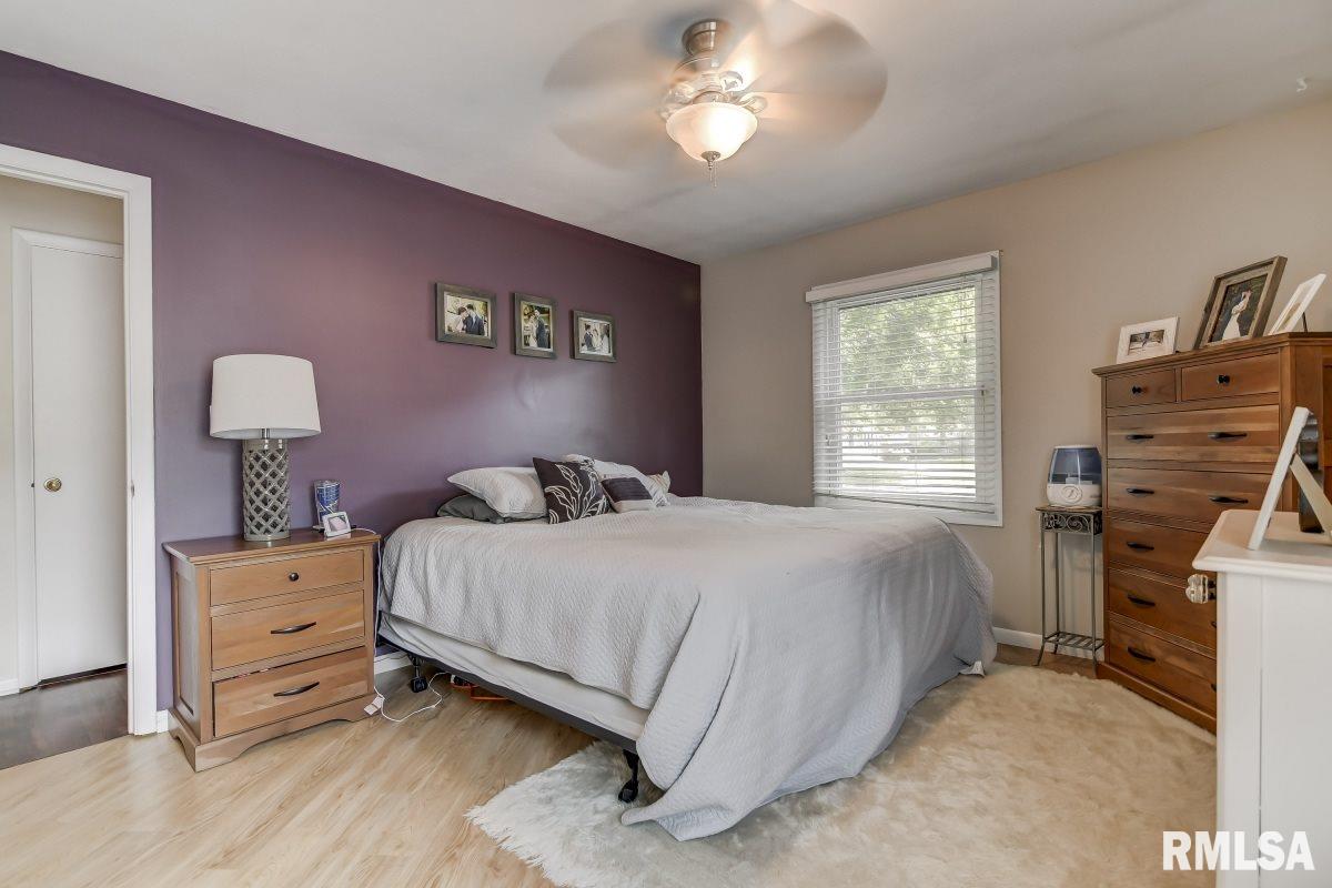4105 Hazelcrest Road Springfield, IL 62703 - Photo 15 of 36