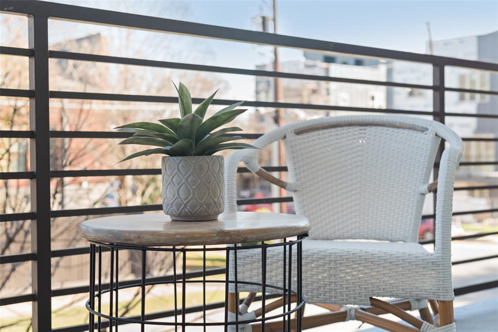 5711 Ross Avenue, Unit 2 Dallas, TX 75206 - Photo 12 of 36