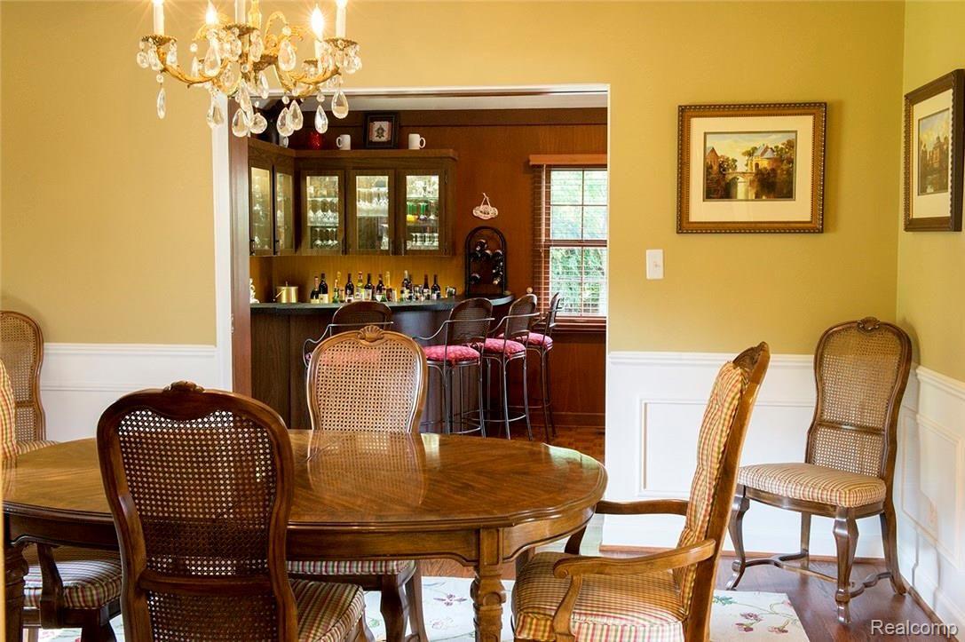 4110 Nearbrook Road Bloomfield Hills, MI 48302 - Photo 17 of 26 Dining Room/Bar