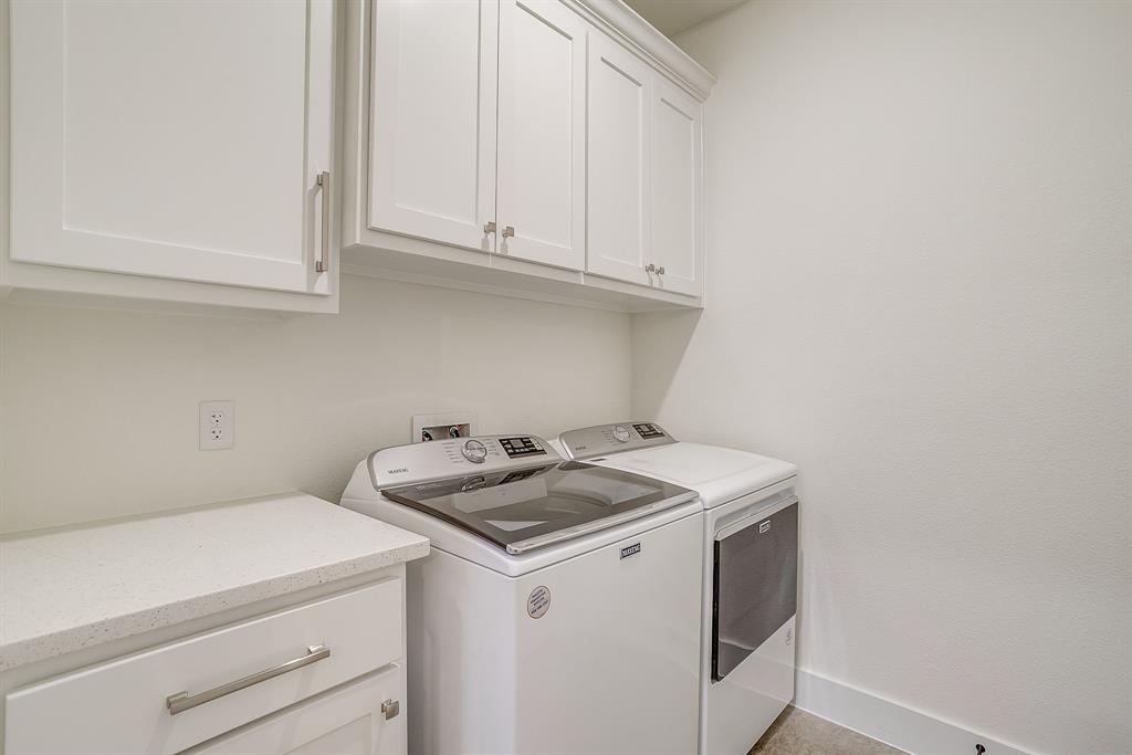 102 Cardinal Wds Granbury, TX 76049 - Photo 16 of 26 a utility room with dryer and washer