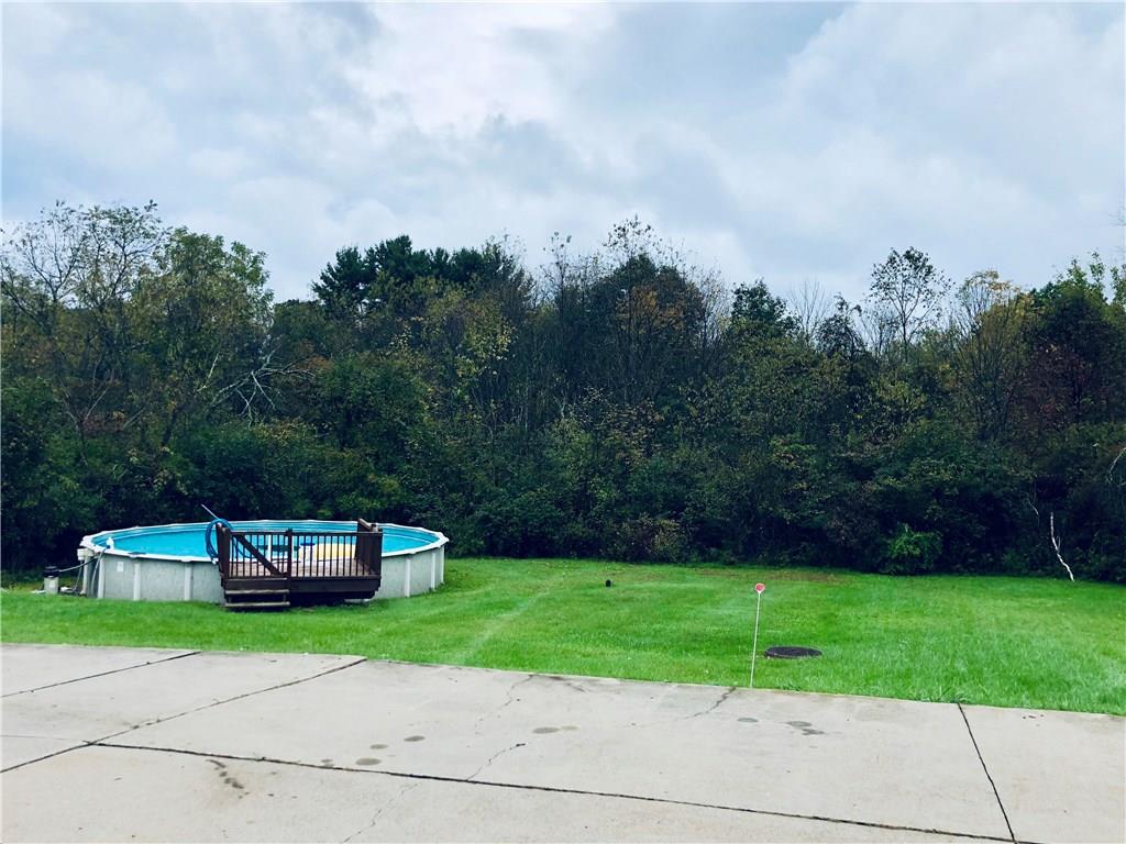 640 Bairdford Road Gibsonia, PA 15044 - Photo 3 of 16 Great Yard And Pool