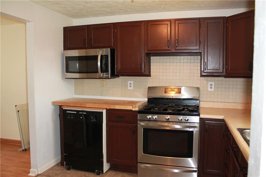 640 Bairdford Road Gibsonia, PA 15044 - Photo 7 of 16 Gallery Image 7