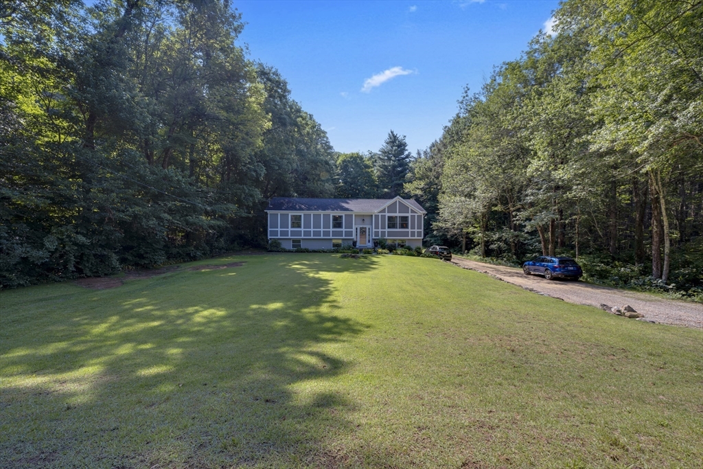 189 Stafford Road Holland, MA 01521 - Photo 3 of 40