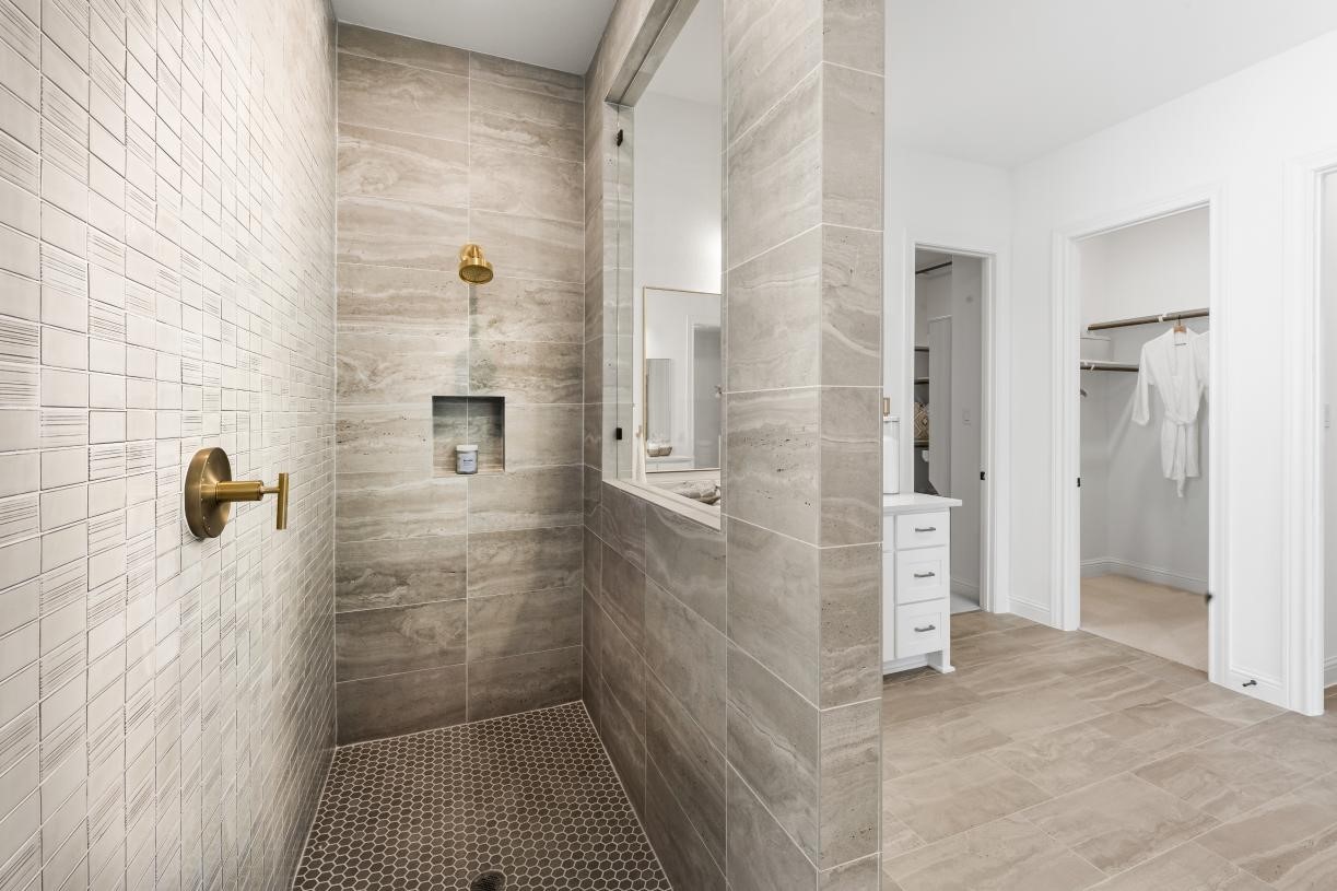 28037 Pebble Pk Drive Spring, TX 77386 - Photo 11 of 16 a bathroom with a shower