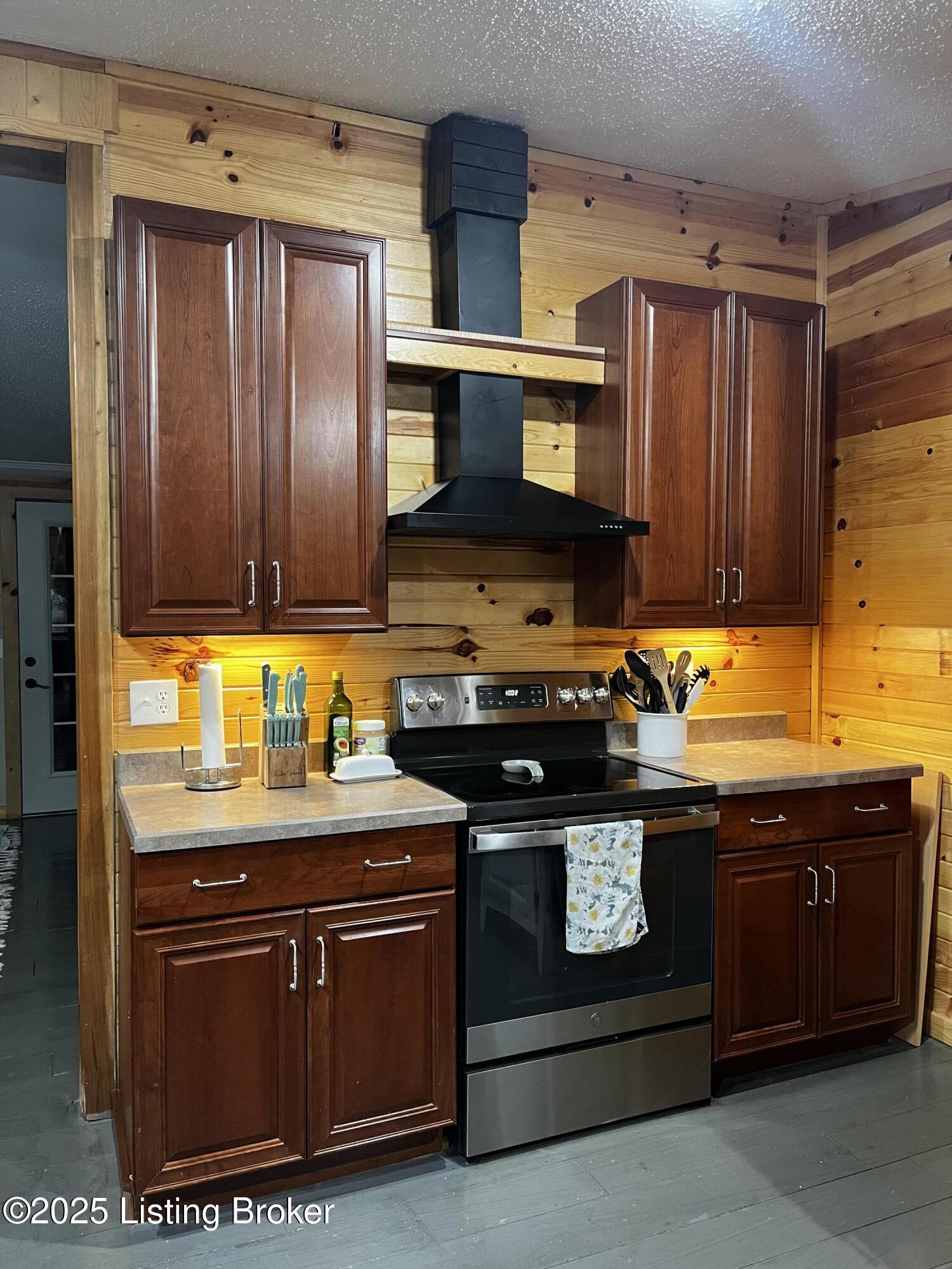 934 Pilcher Road Frankfort, KY 40601 - Photo 21 of 48 IMG_4696