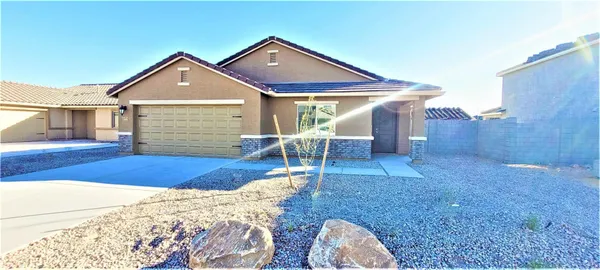 $1,895 | 1543 East Inouye Drive, Casa Grande, AZ 85122