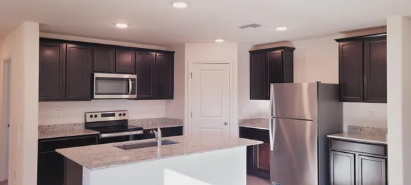 $1,895 | 1543 East Inouye Drive, Casa Grande, AZ 85122
