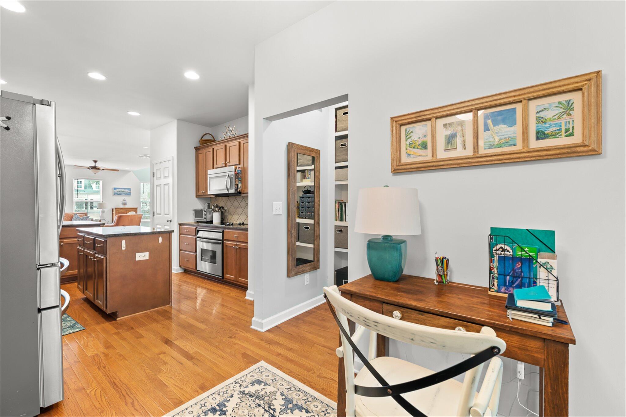 248 Fair Sailing Road, Unit 38 Mount Pleasant, SC 29466 - Photo 7 of 47 20-248 Fair Sailing-21