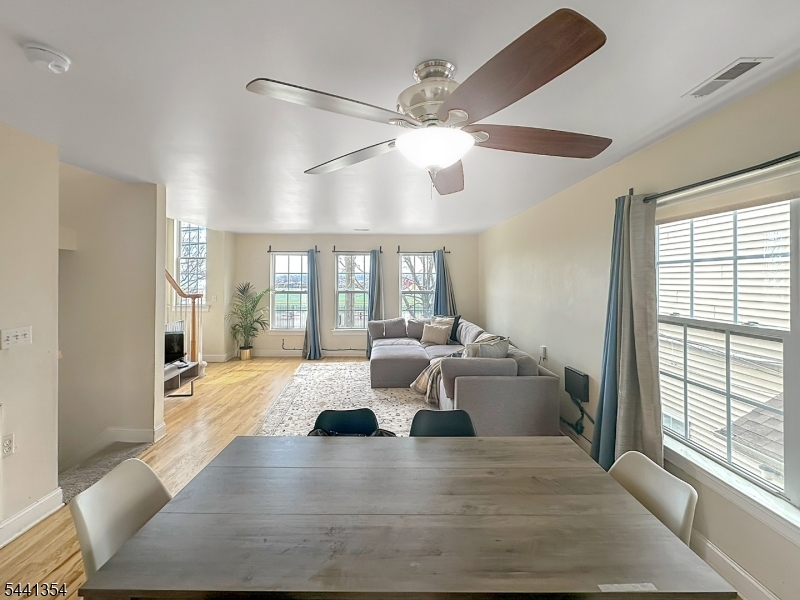 178 Front Street Elizabeth Port, NJ 07206 - Photo 5 of 20