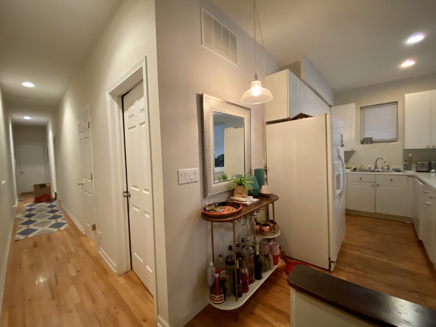 3033 North Racine Avenue, Unit 1 Chicago, IL 60657 - Photo 9 of 25 Gallery Image 9