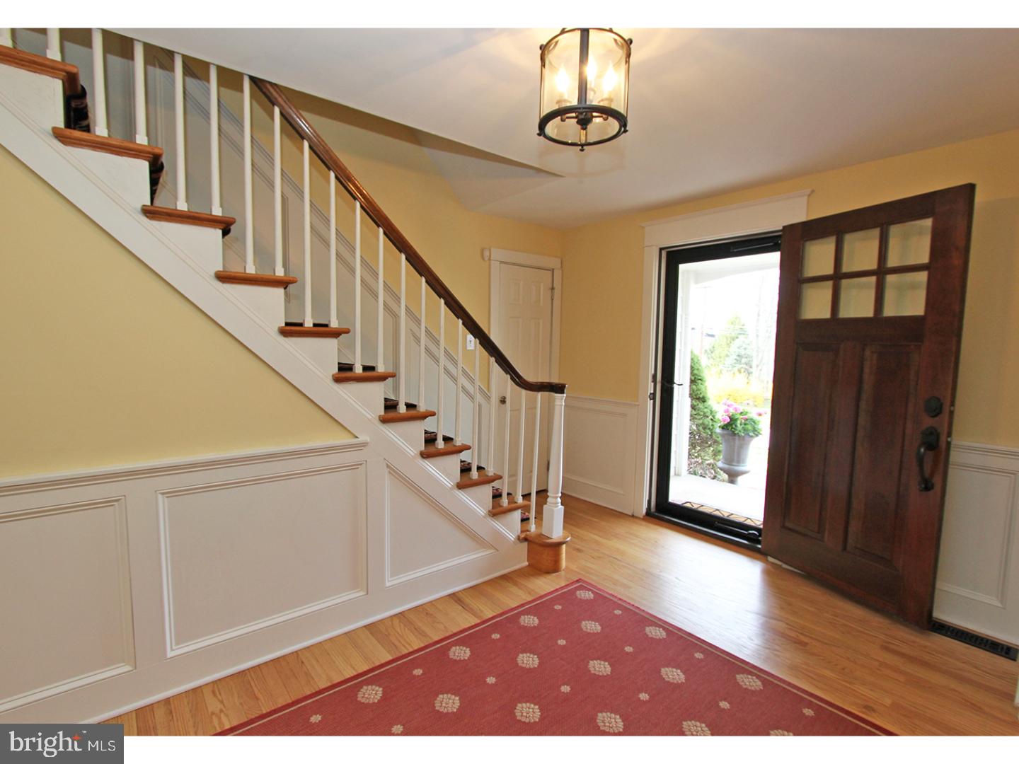 986 Cloverly Road Berwyn, PA 19312 - Photo 3 of 25