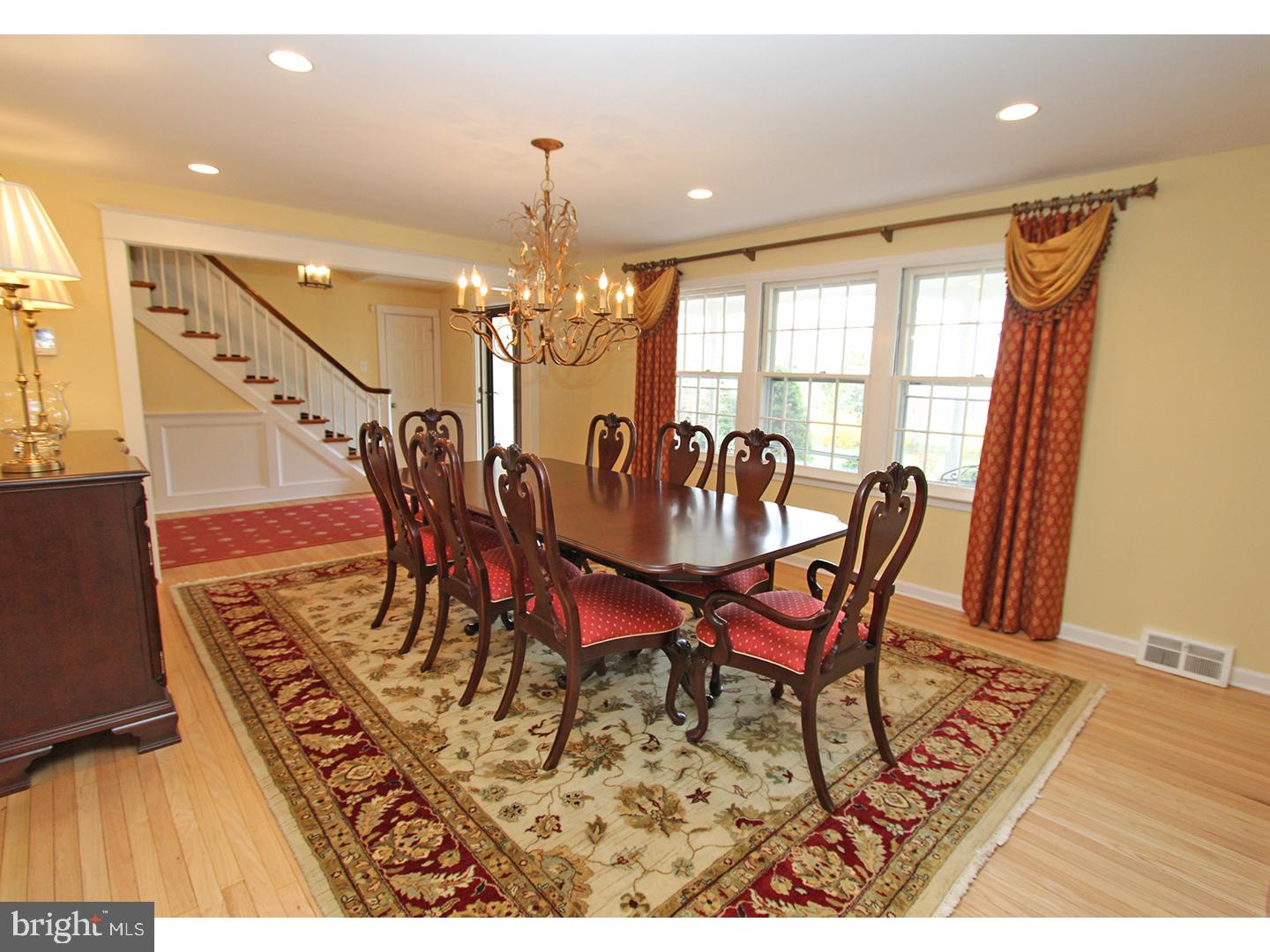 986 Cloverly Road Berwyn, PA 19312 - Photo 4 of 25