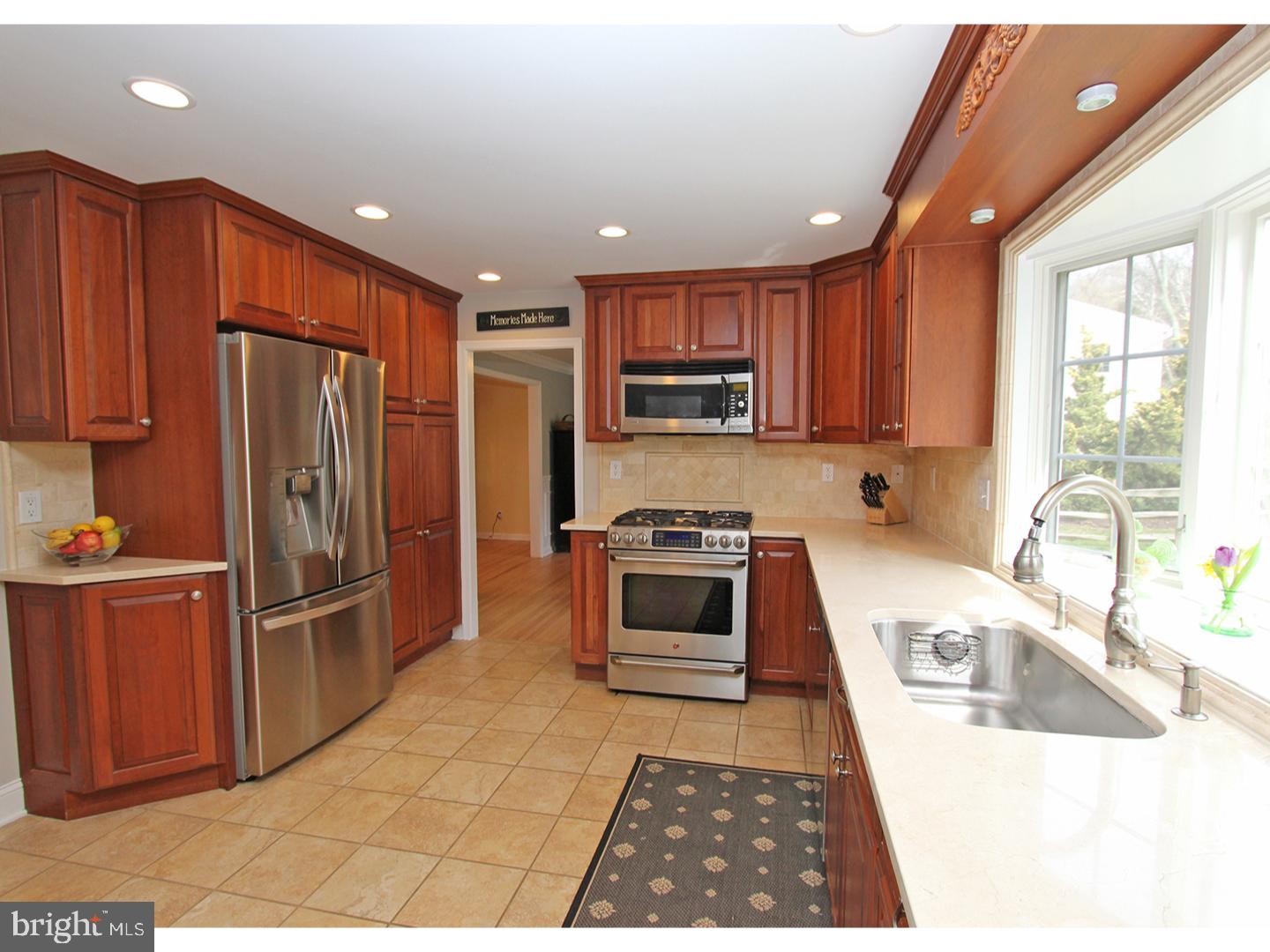 986 Cloverly Road Berwyn, PA 19312 - Photo 6 of 25
