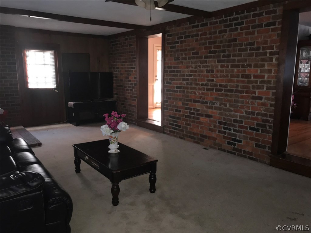 11921 Old Buckingham Road Midlothian, VA 23113 - Photo 5 of 16 Gallery Image 5