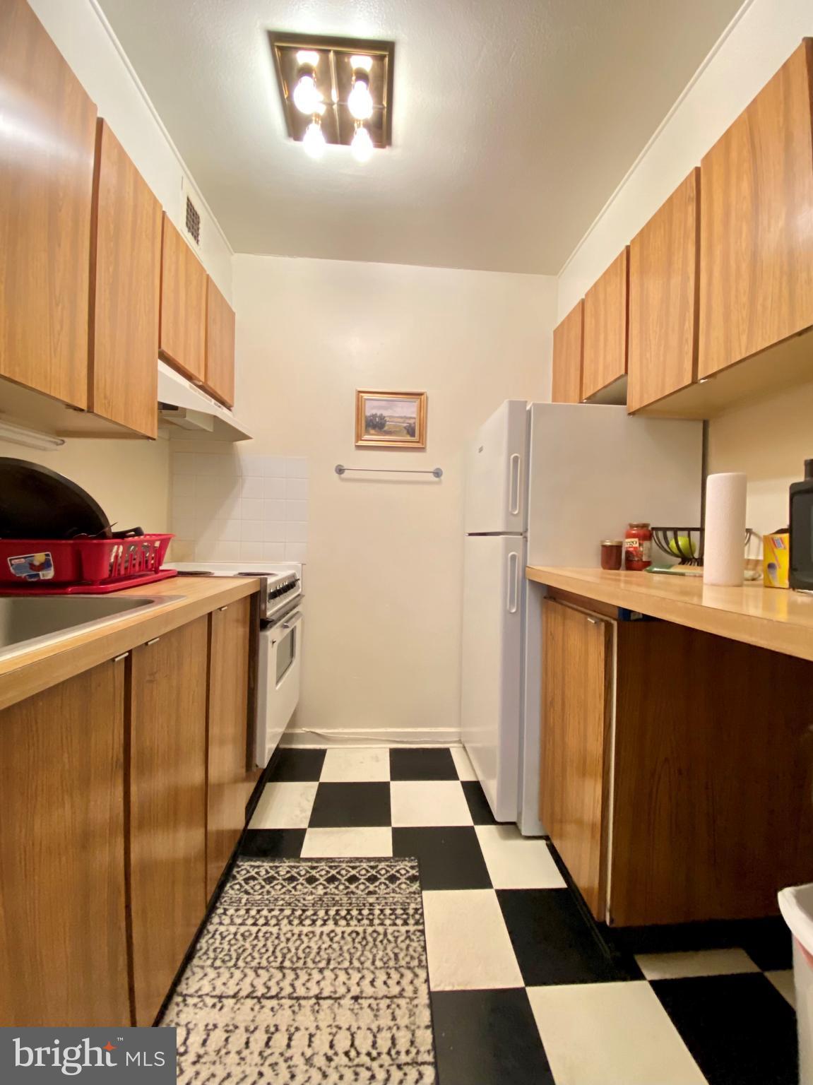 224-30 West Rittenhouse Square, Unit 2702 Philadelphia, PA 19103 - Photo 3 of 14