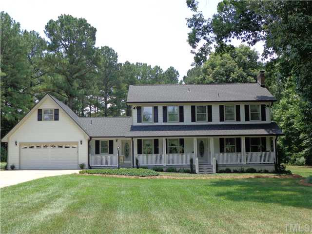 812 Ivanhoe Drive Raleigh, NC 27615 - Photo 1 of 25 Photo 1