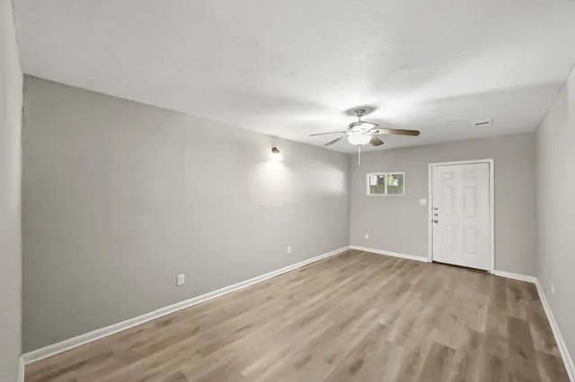 $215,000 | 605 West Avenue, Pasadena, TX 77502