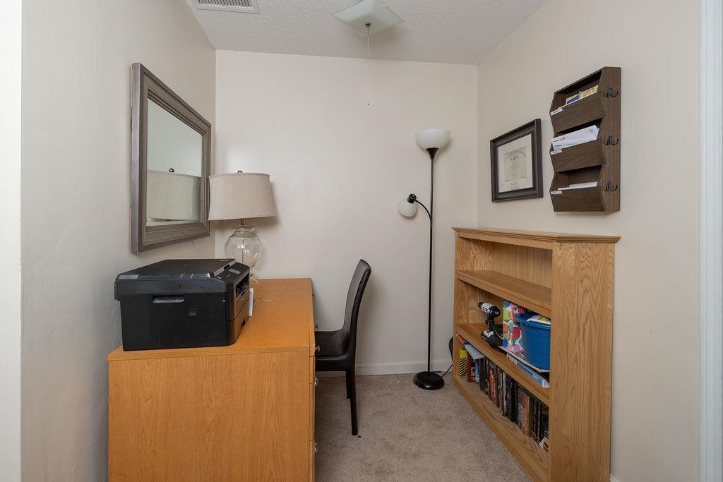 129 Fisherville Road, Unit 12 Concord, NH 03303 - Photo 11 of 13 Gallery Image 11