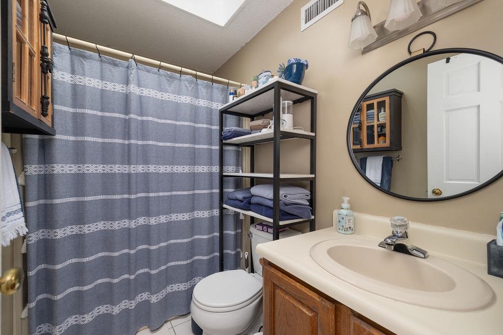 129 Fisherville Road, Unit 12 Concord, NH 03303 - Photo 4 of 13 Gallery Image 4