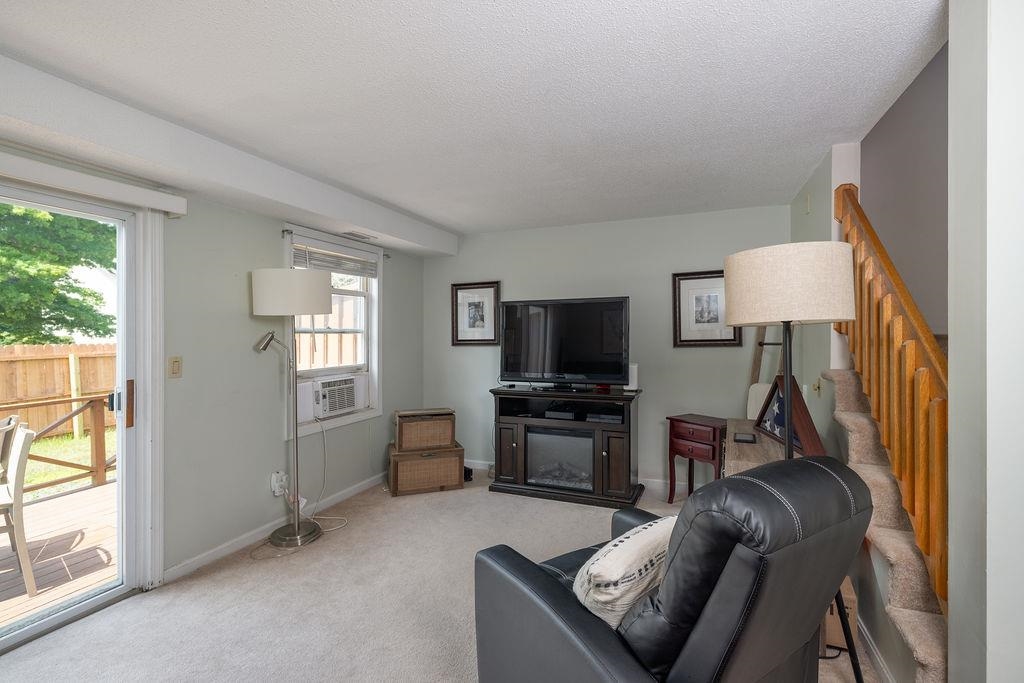 129 Fisherville Road, Unit 12 Concord, NH 03303 - Photo 9 of 13 Gallery Image 9